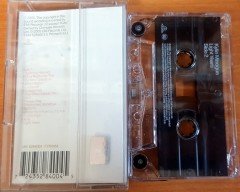 KYLIE MINOGUE - LIGHT YEARS (2000) MADE IN EU KASET 2.EL