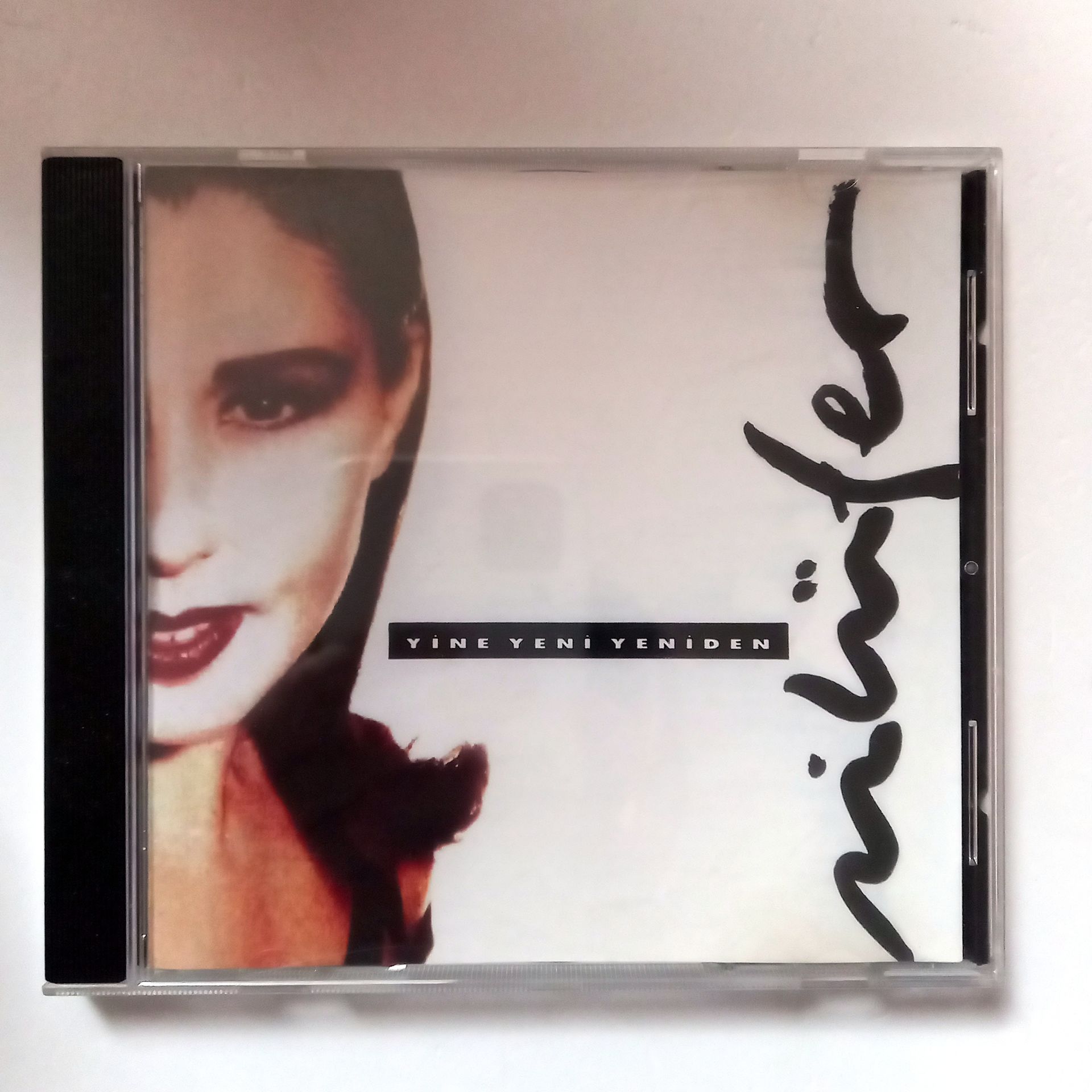 NİLÜFER – YİNE YENİ YENİDEN (1992) - CD 2.EL