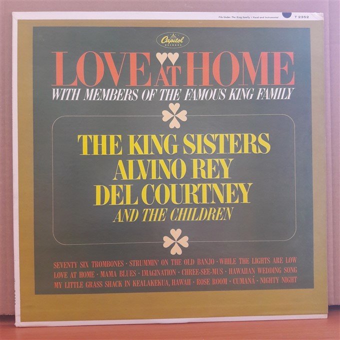 LOVE AT HOME - THE KING SISTERS ALVINO REY - LP 2.EL PLAK