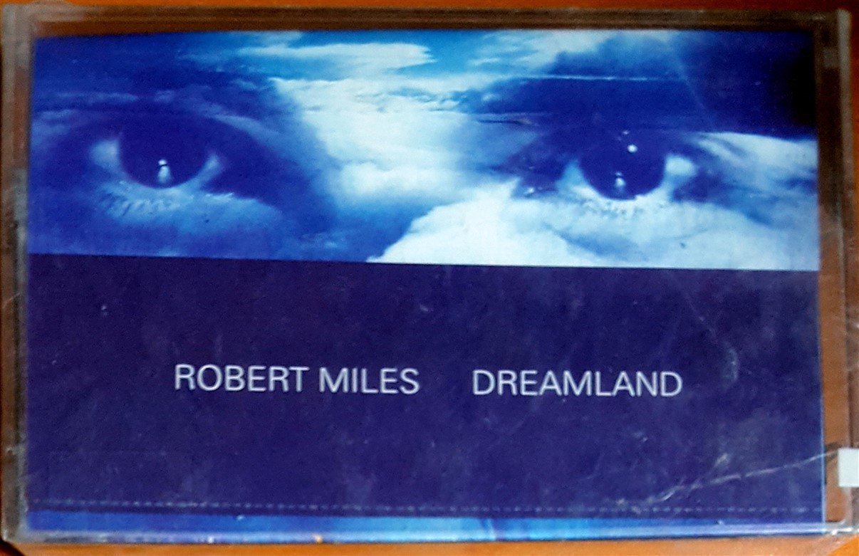 ROBERT MILES - DREAMLAND (1996) BMG KASET SIFIR