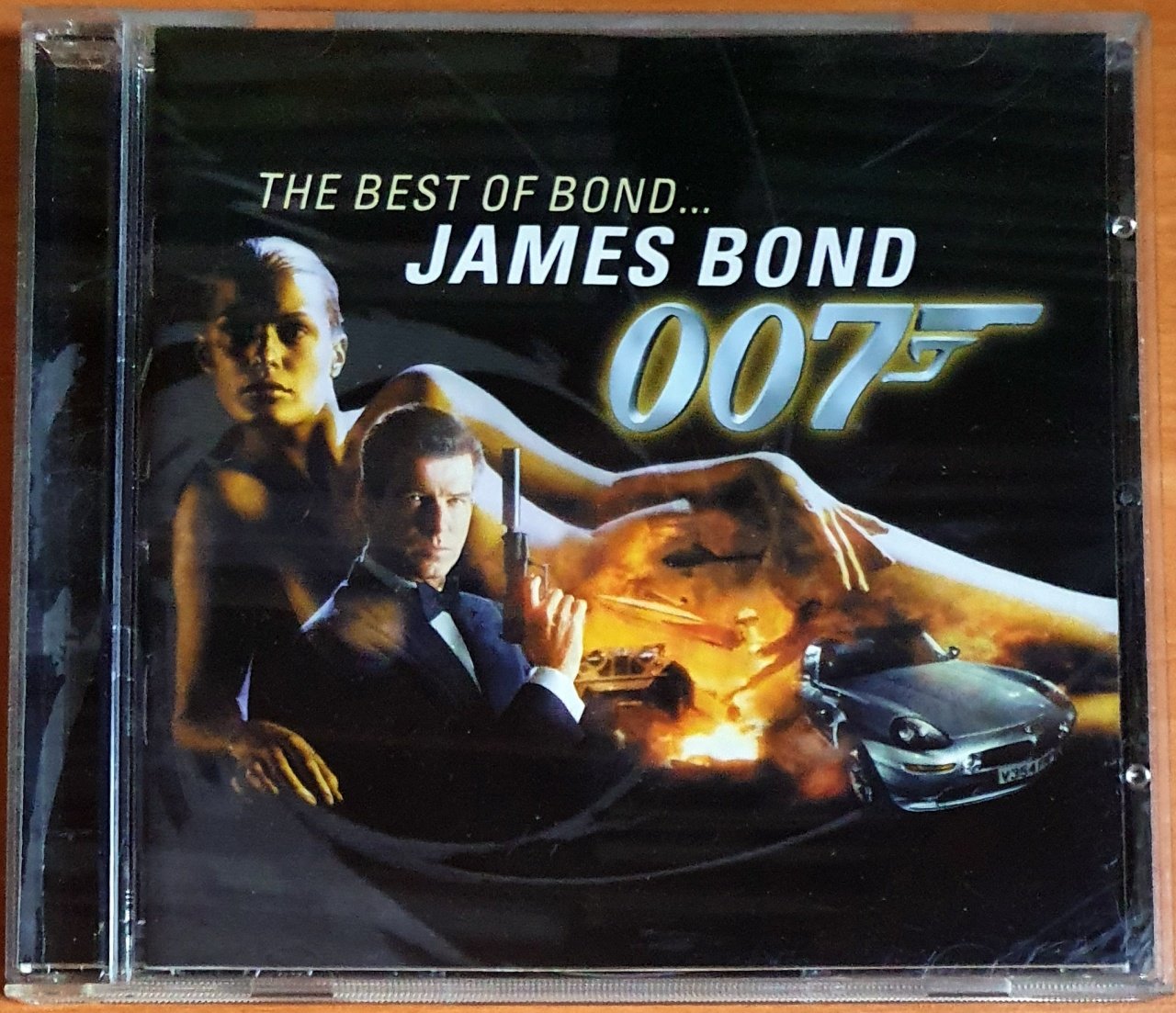 THE BEST OF JAMES BOND...JAMES BOND / SHIRLEY BASSEY, CARLY SIMON, DURAN DURAN, SHEENA EASTON, RITA COOLIDGE, TOM JONES, TINA TURNER (1999) - CD 2.EL