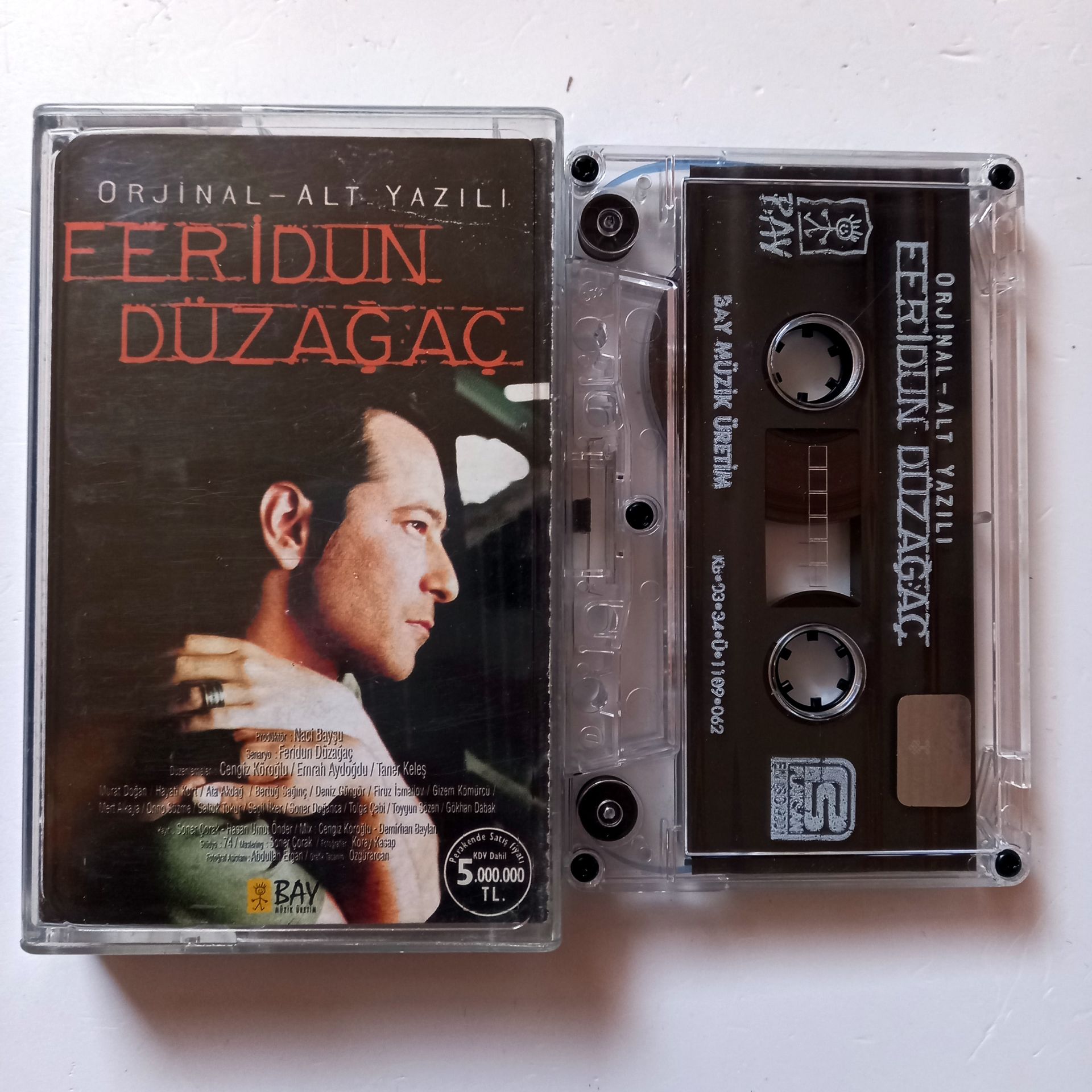 FERİDUN DÜZAĞAÇ- ORJİNAL-ALT YAZILI (2003) - KASET 2.EL