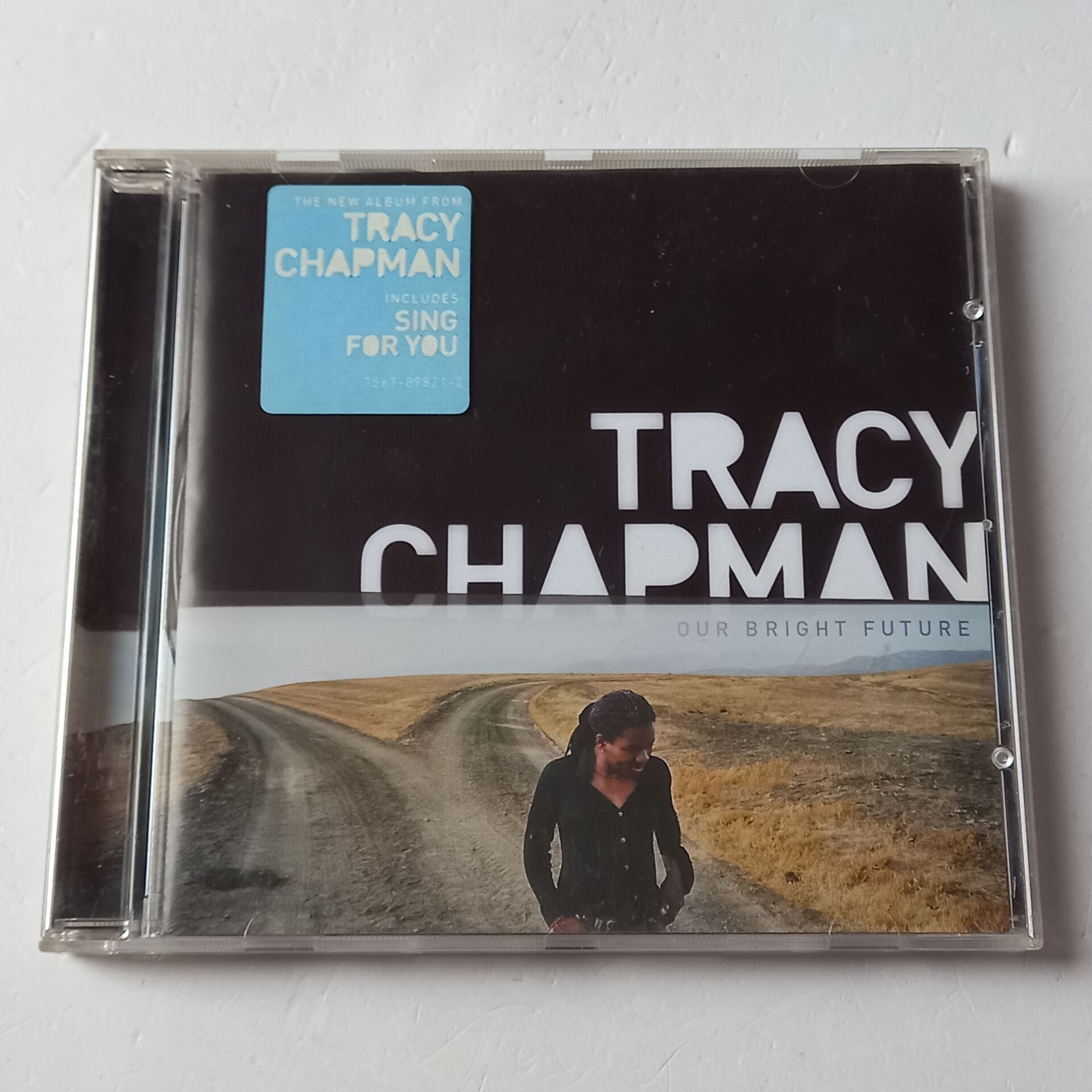 TRACY CHAPMAN – OUR BRIGHT FUTURE (2008) - CD 2.EL