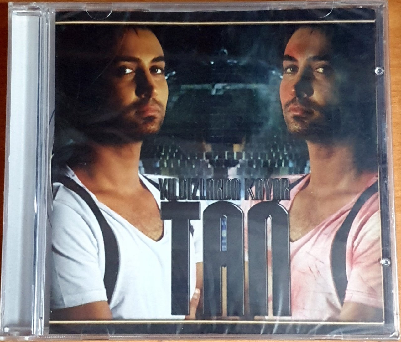 TAN TAŞÇI - YILDIZLARDA KAYAR - CD SIFIR