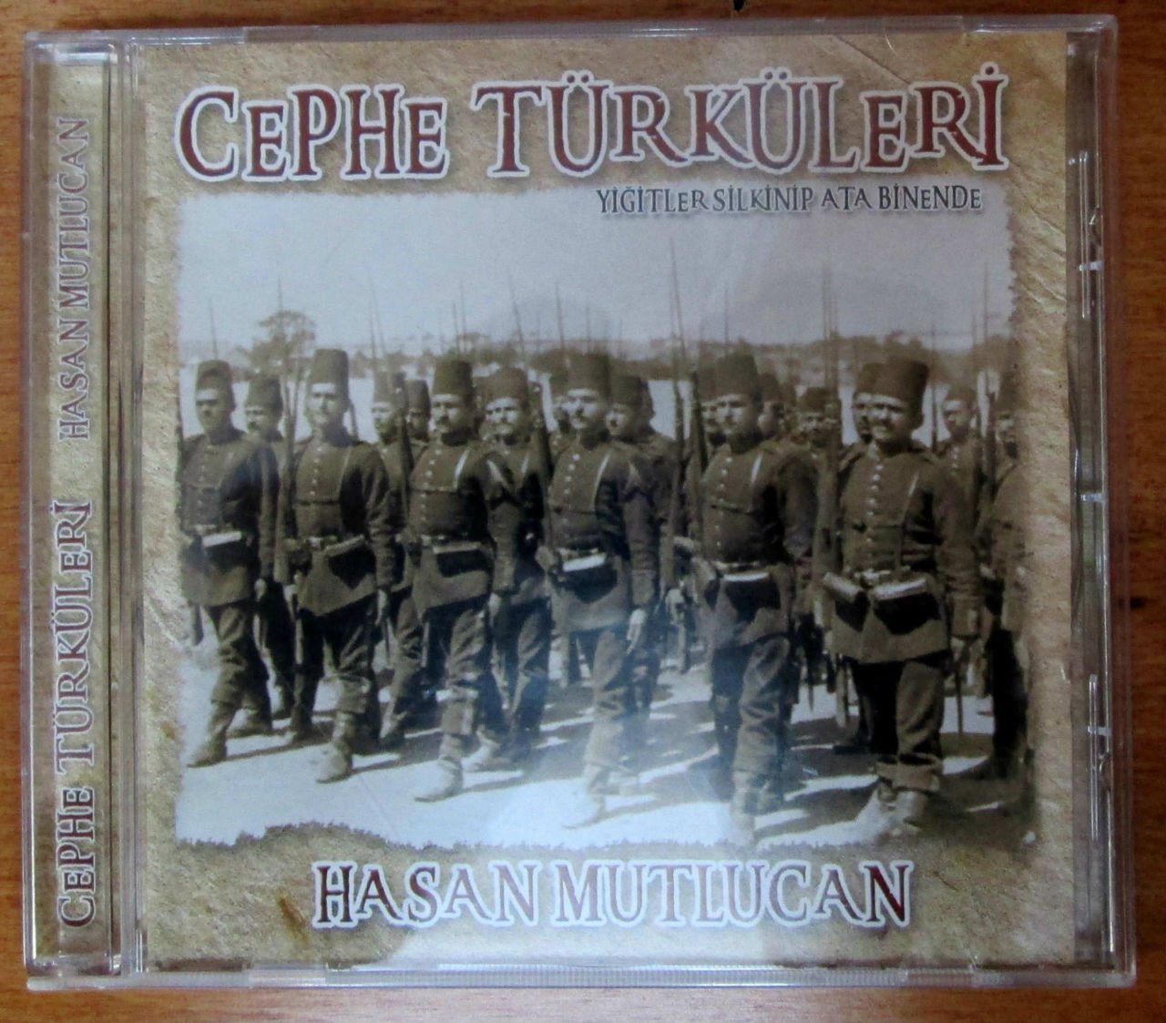 HASAN MUTLUCAN - CEPHE TÜRKÜLERİ - CD 2.EL