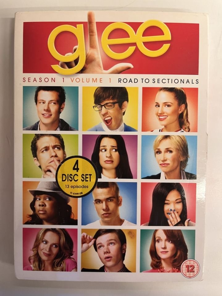 GLEE - SEASON 1 VOLUME 1 ROAD TO SECTIONALS - 4xDVD 2.EL TÜRKÇE ALTYAZI YOKTUR