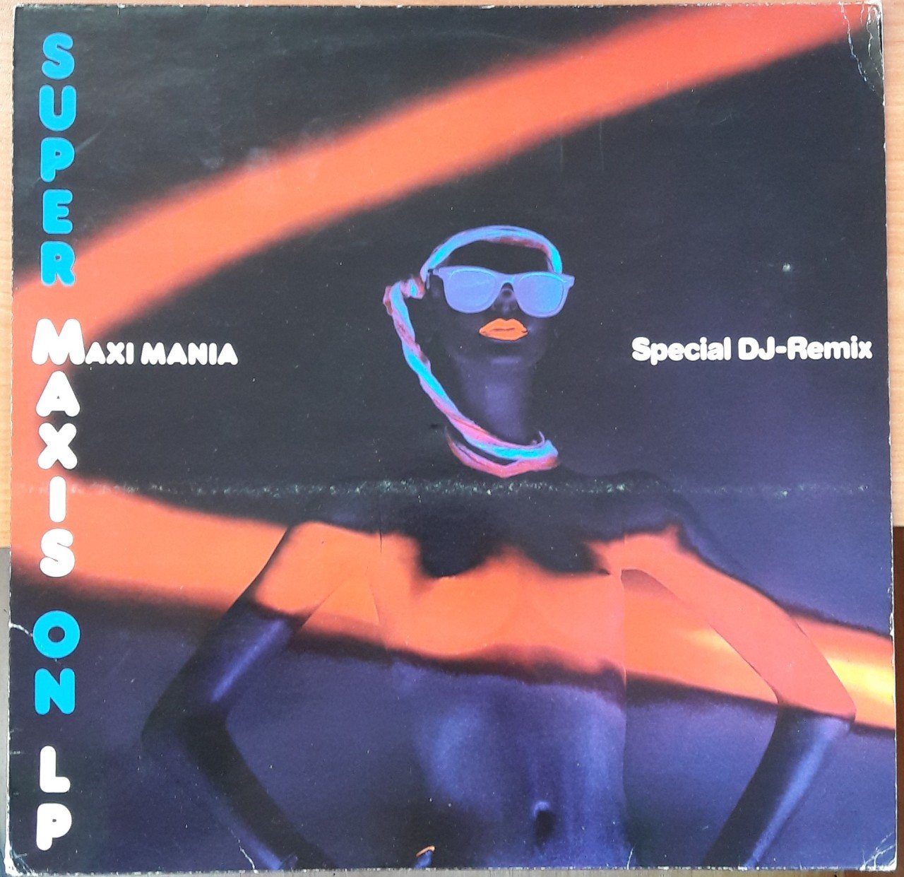 SUPER MAXIS ON LP MAXI MANIA SPECIAL DJ REMIX (1985) - 12'' MAXI SINGLE PLAK 2.EL