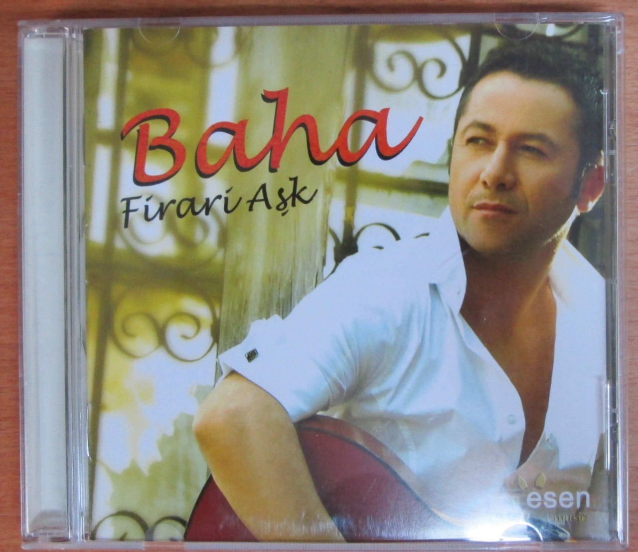 BAHA - FİRARİ AŞK - CD 2.EL
