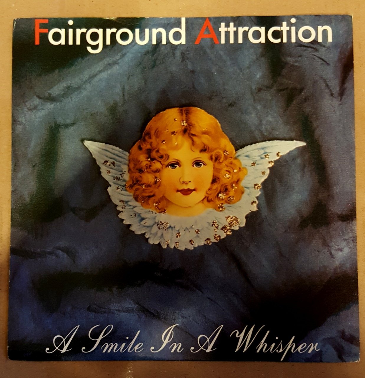 FAIRGROUND ATTRACTION - A SMILE IN A WHISPER / WINTER ROSE - 7'' 45 DEVİR 2.EL PLAK