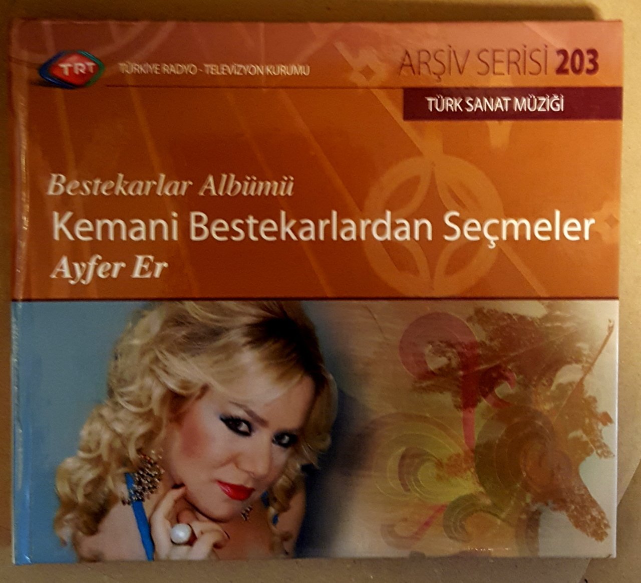 AYFER ER - KEMANİ BESTEKARLARDAN SEÇMELER / TRT ARŞİV 203 - CD DIGIPACK 2.EL