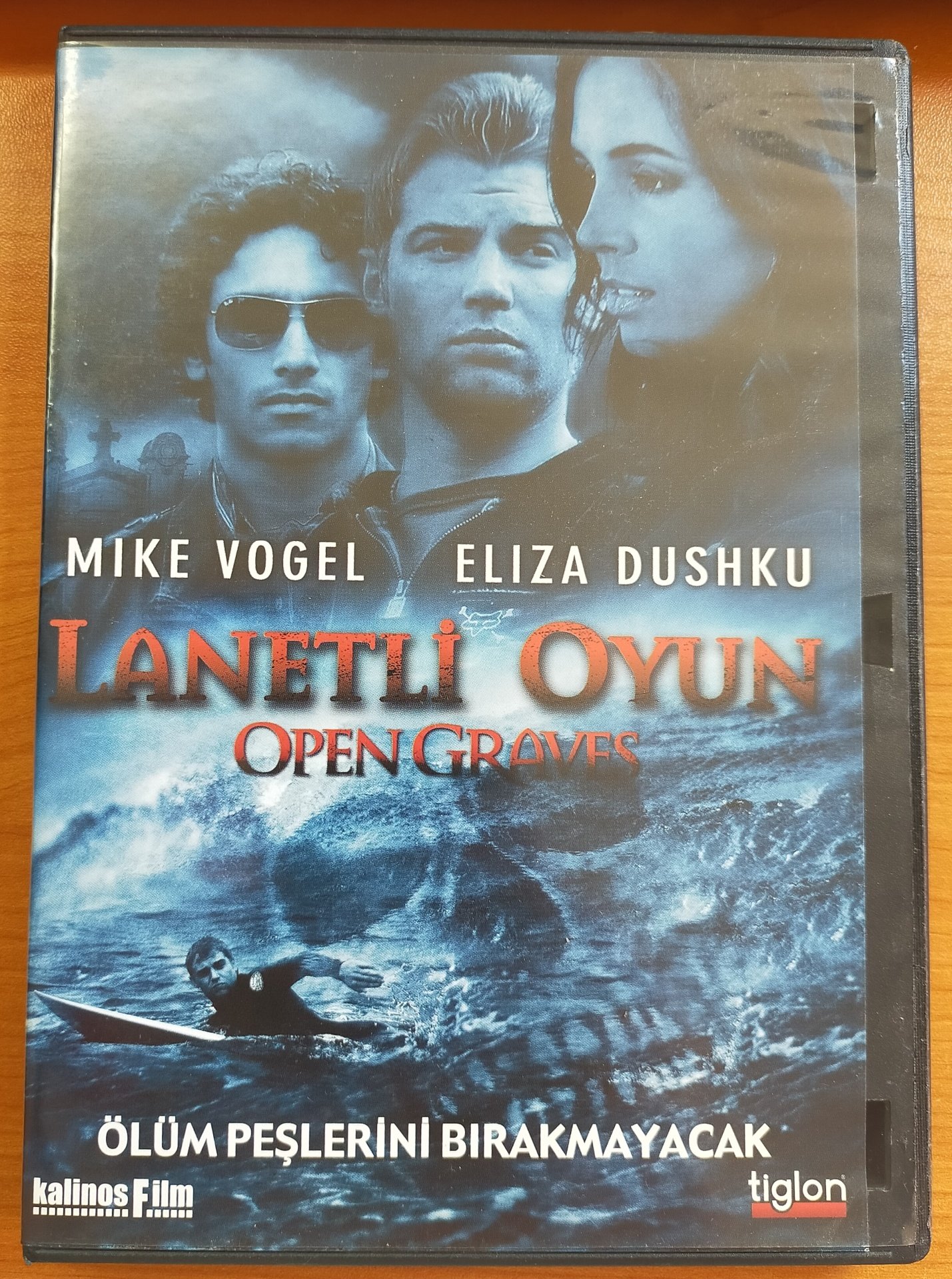 OPEN GRAVES - LANETLİ OYUN - MIKE VOGEL - DVD 2.EL