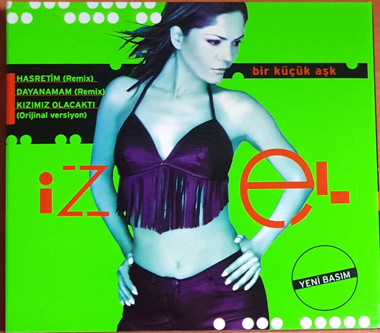 İZEL - BİR KÜÇÜK AŞK (2000) - CD 2.EL