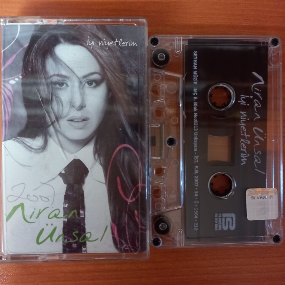 NİRAN ÜNSAL - İYİ NİYETLERİM (2007) - KASET 2.EL