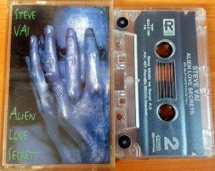 STEVE VAI - ALIEN LOVE SECRETS (1995) SONY CASSETTE MADE IN TURKEY ''USED''