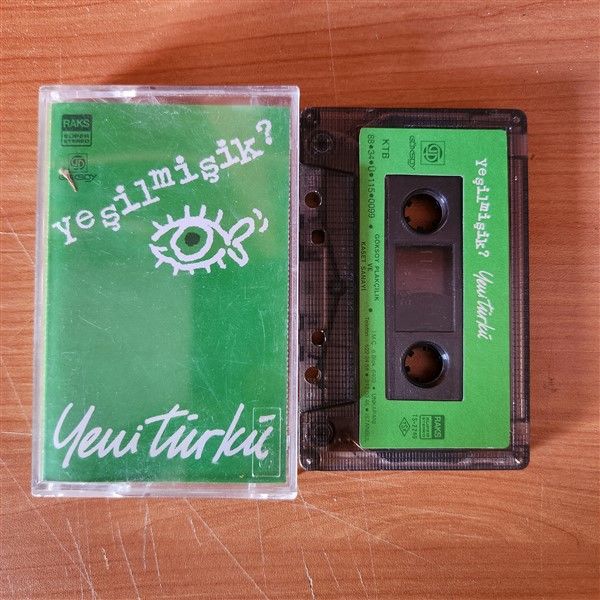 YENİ TÜRKÜ - YEŞİLMİŞİK (1988) - KASET 2.EL