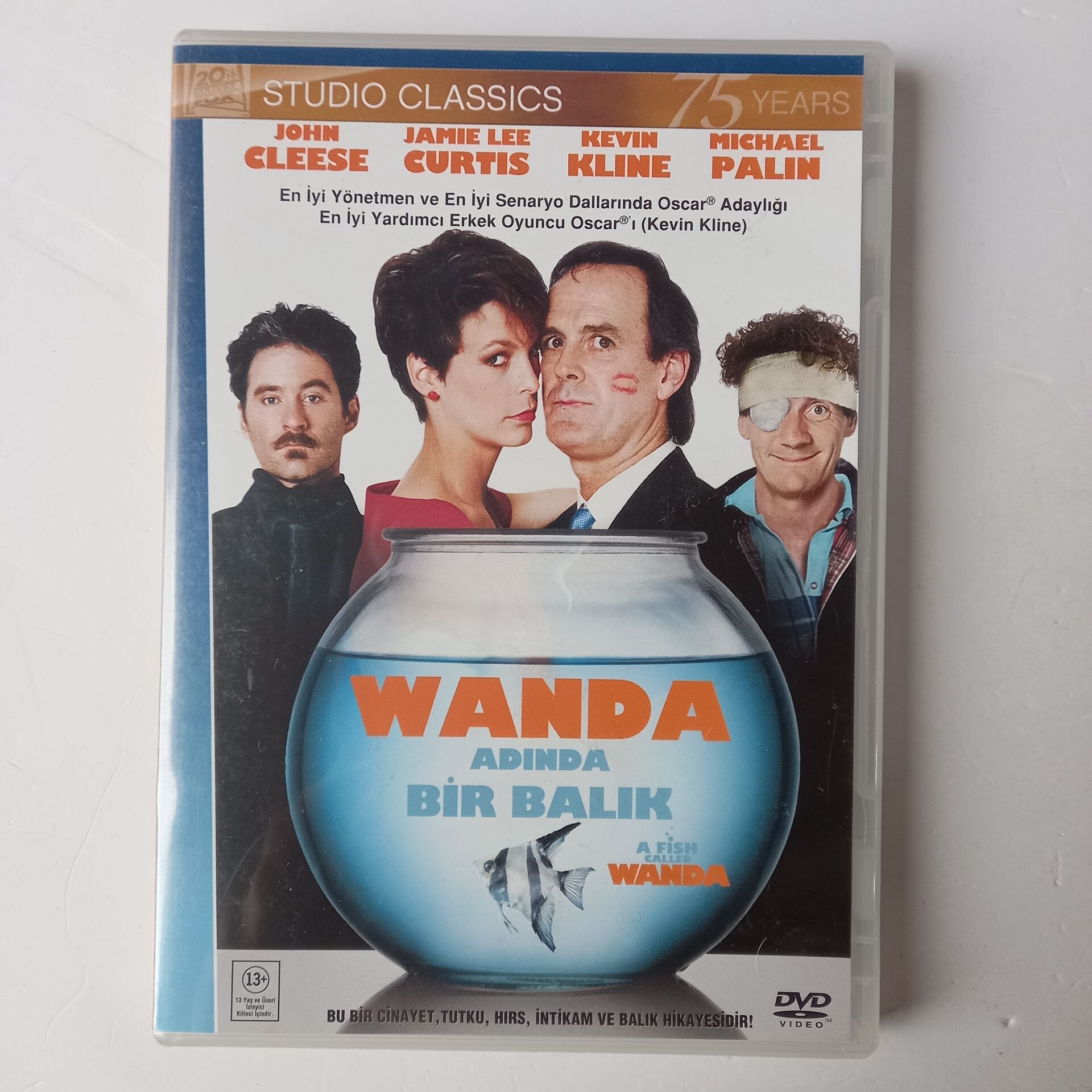 WANDA ADINDA BİR BALIK - JOHN CLEESE JAMIE LEE CURTIS DVD 2.EL