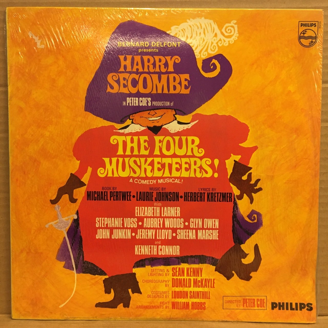 THREE MUSKETEERS (MUSICAL) - HARRY SECOMBE,ELIZABETH LARNER,MUSIC BY LAURIE JOHNSON (1967) - LP DÖNEM BASKI SIFIR