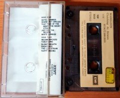MARILLION - CLUTCHING AT STRAWS (1987) KENT CASSETTE MADE IN TURKEY ''USED'' PAPER LABEL