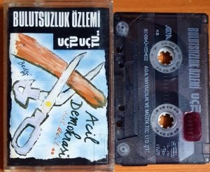 BULUTSUZLUK ÖZLEMİ - UÇTU UÇTU - KASET ADA MÜZİK 2.EL