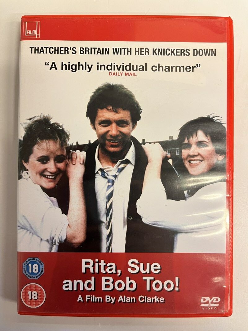 RITA, SUE AND BOB TOO! - ALAN CLARKE - DVD 2.EL TÜRKÇE ALTYAZI YOKTUR