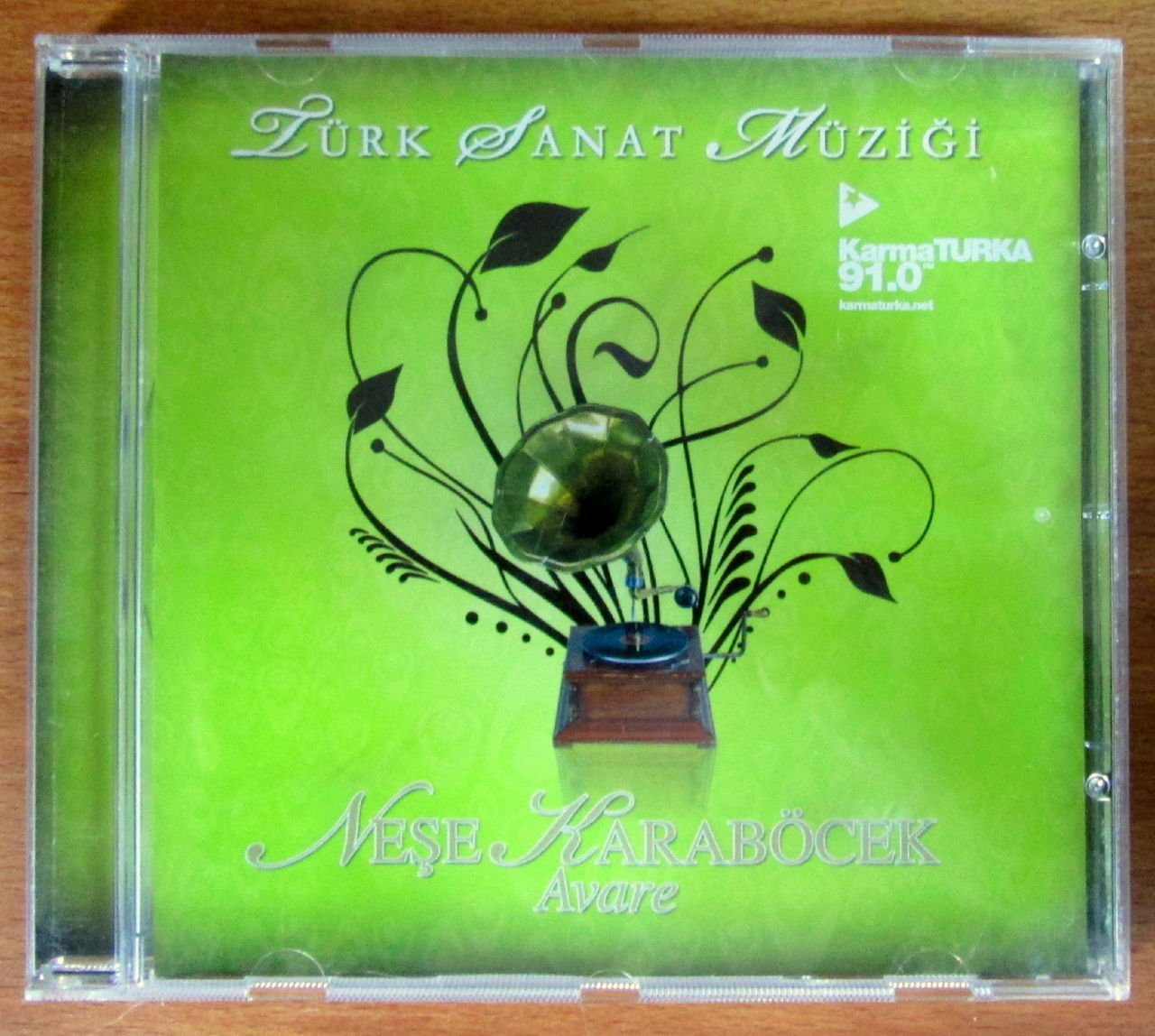 NEŞE KARABÖCEK Avare - KarmaTURKA - CD 2.EL