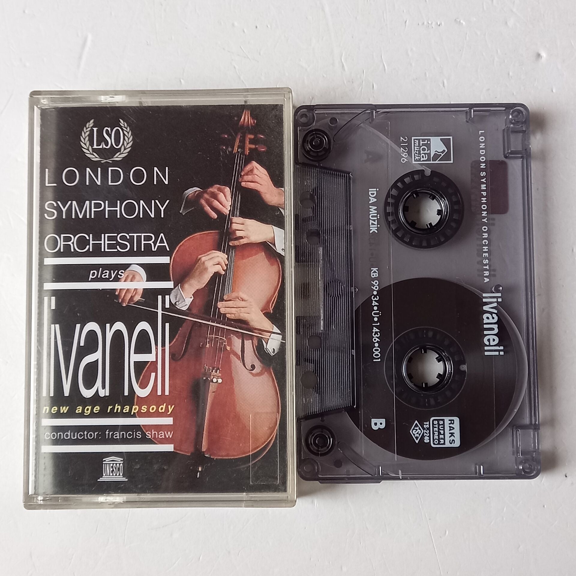 LONDON SYMPHONY ORCHESTRA PLAYS LİVANELİ (1999) - KASET 2.EL