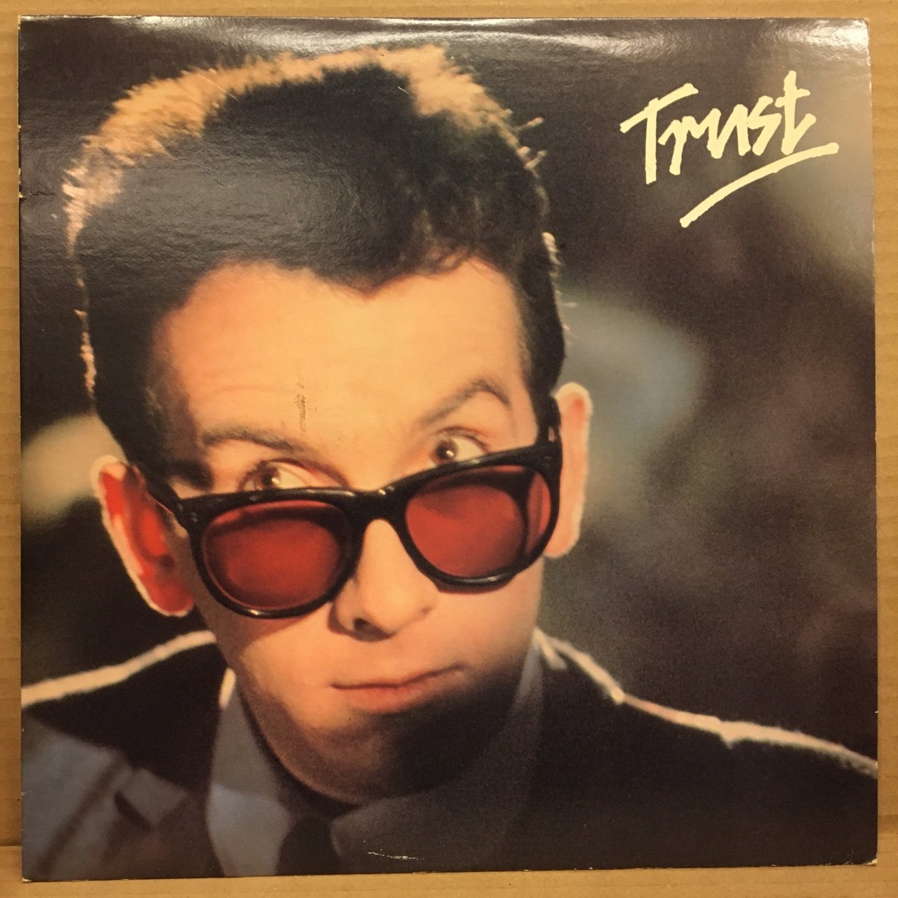 ELVIS COSTELLO - TRUST 1981 2.EL PLAK