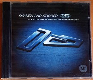 SHAKEN AND STIRRED / THE DAVID ARNOLD JAMES BOND PROJECT (1997) - CD 2.EL