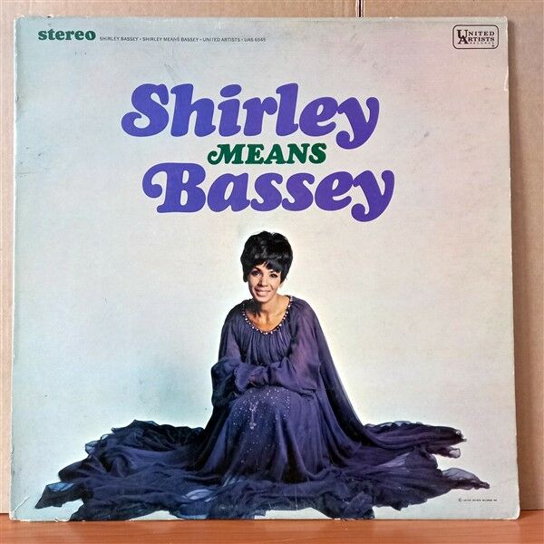 SHIRLEY BASSEY – SHIRLEY MEANS BASSEY (1967) - LP 2.EL PLAK