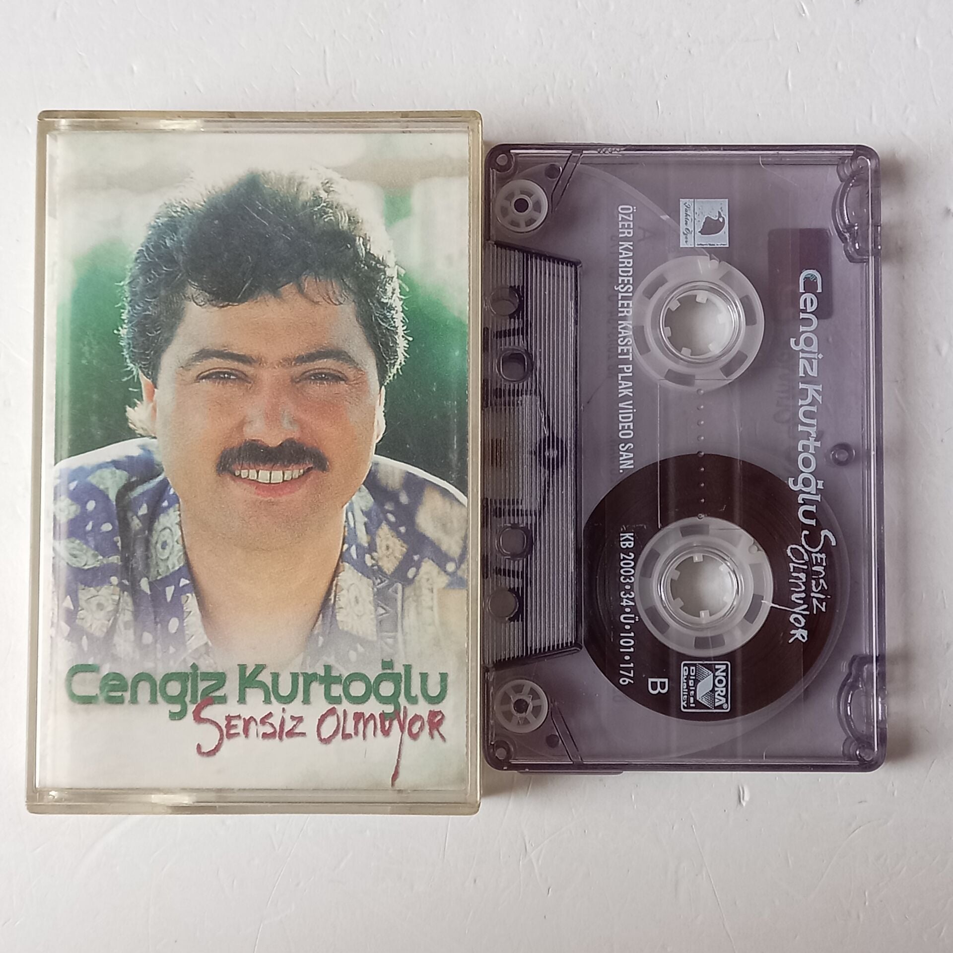 CENGİZ KURTOĞLU - SENSİZ OLMUYOR (2003) - KASET 2.EL