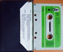 ZEKİ MÜREN - SARMAŞIK GÜLLERİ - KASET MİNARECİ 2.EL