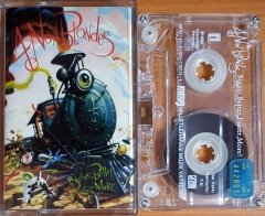 4 NON BLONDES - BIGGER, BETTER, FASTER, MORE (1993) - KASET MMY 2.EL