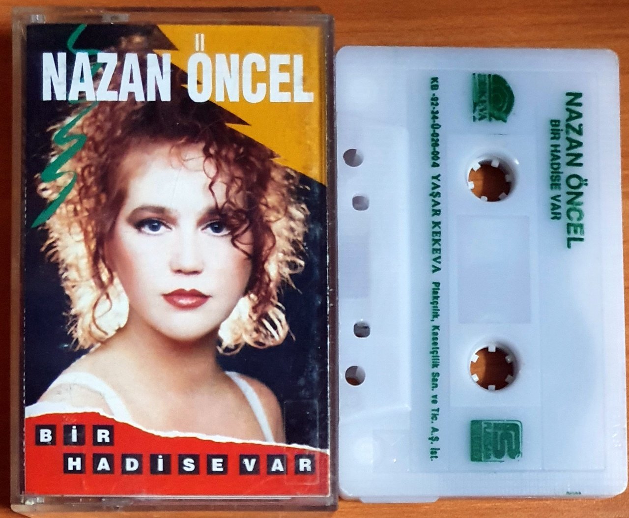 NAZAN ÖNCEL - BİR HADİSE VAR (1992) - KASET 2.EL