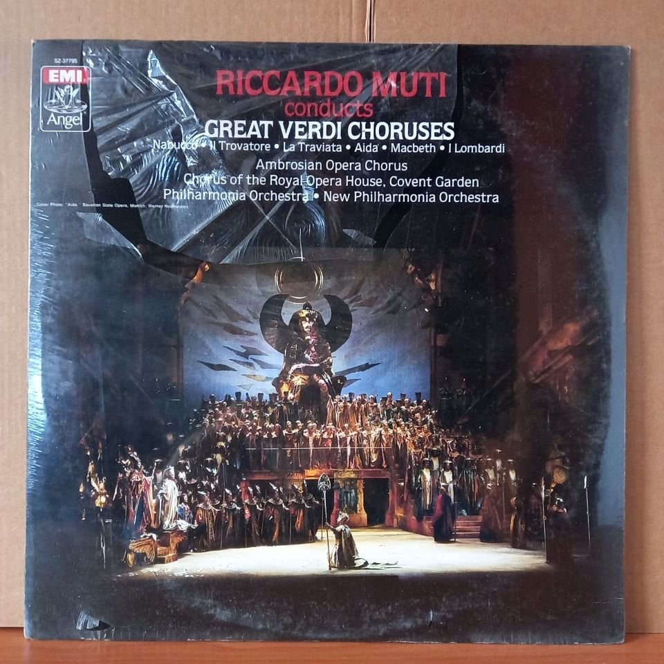 RICCARDO MUTI CONDUCTS GREAT VERDI CHORUSES / AMBROSIAN OPERA CHORUS / CHORUS OF THE ROYAL OPERA HOUSE, COVENT GARDEN / PHILHARMONIA ORCHESTRA - NEW PHILHARMONIA ORCHESTRA (1981) - LP DÖNEM BASKISI SIFIR PLAK