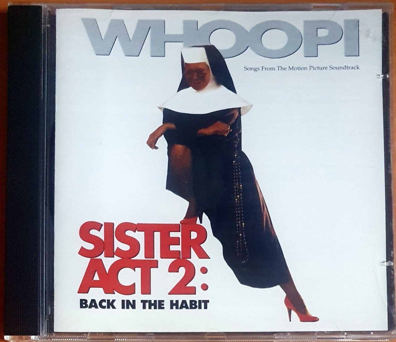 SISTER ACT 2: BACK IN THE HABIT SOUNDTRACK / WHOOPI, HI-FIVE, ARETHA FRANKLIN, C&C MUSIC FACTORY, LAURYN HILL (1993) - CD 2.EL