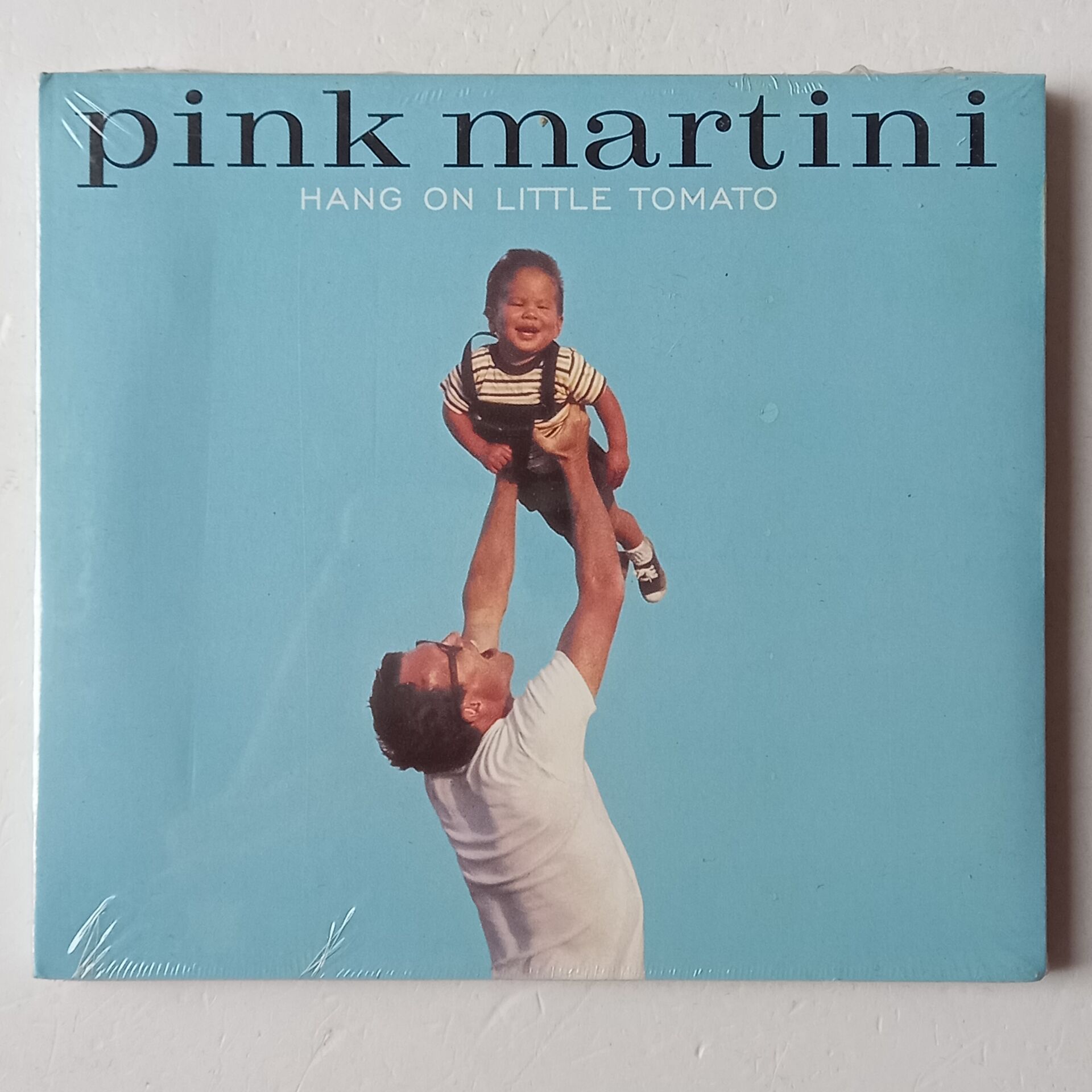 PINK MARTINI – HANG ON LITTLE TOMATO (2004) - CD DIGIPAK AMBALAJINDA SIFIR