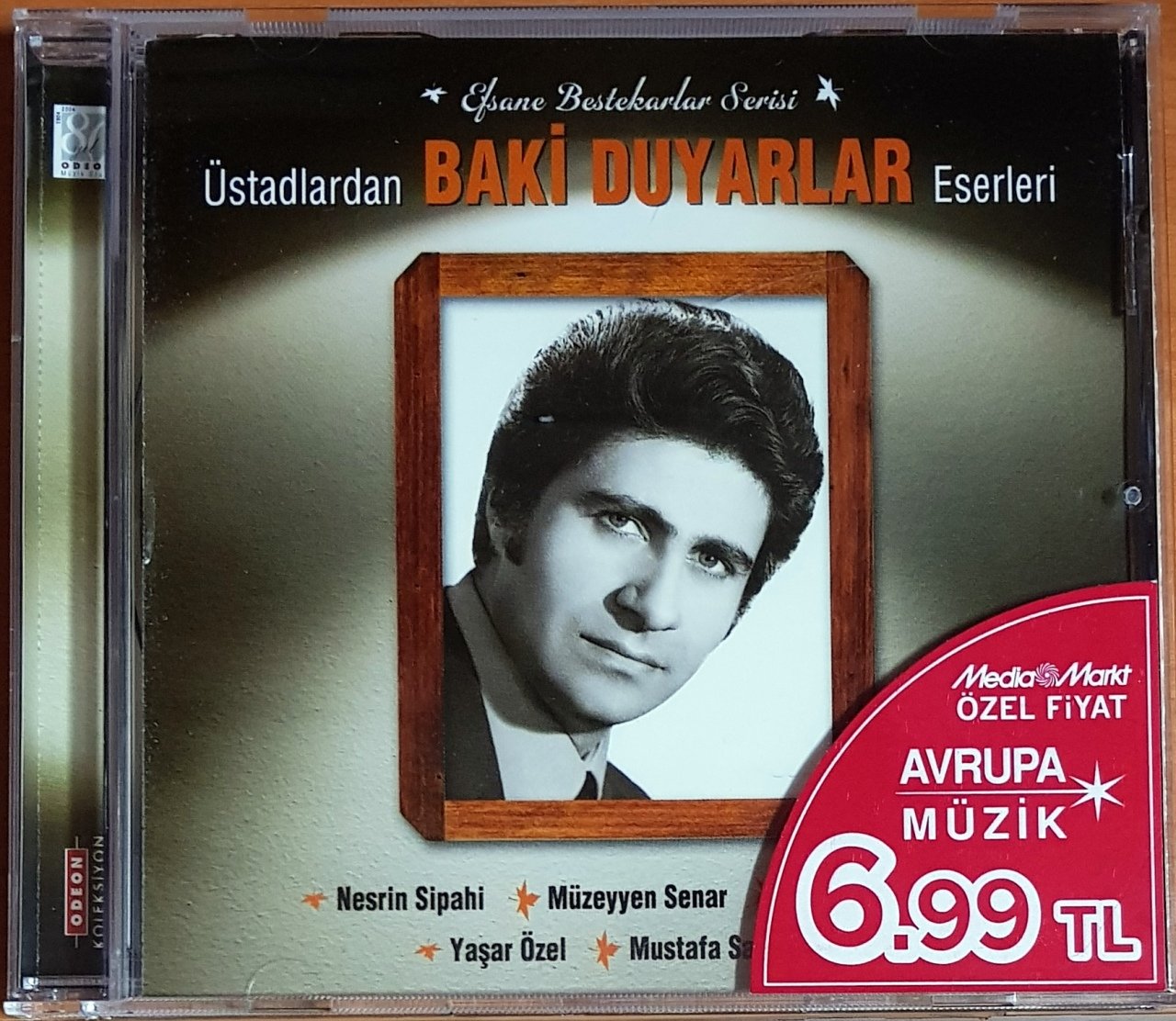 ÜSTADLARDAN BAKİ DUYARLAR ESERLERİ / NESRİN SİPAHİ, MÜZEYYEN SENAR, BAKİ DUYARLAR, YAŞAR ÖZEL, MUSTAFA SAĞYAŞAR (2010) ODEON CD 2.EL