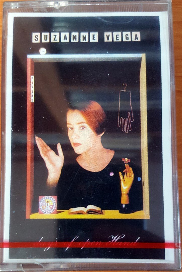 SUZANNE VEGA - DAYS OF OPEN HAND (1991) TOPKAPI CASSETTE MADE IN TURKEY ''NEW'' PAPER LABEL