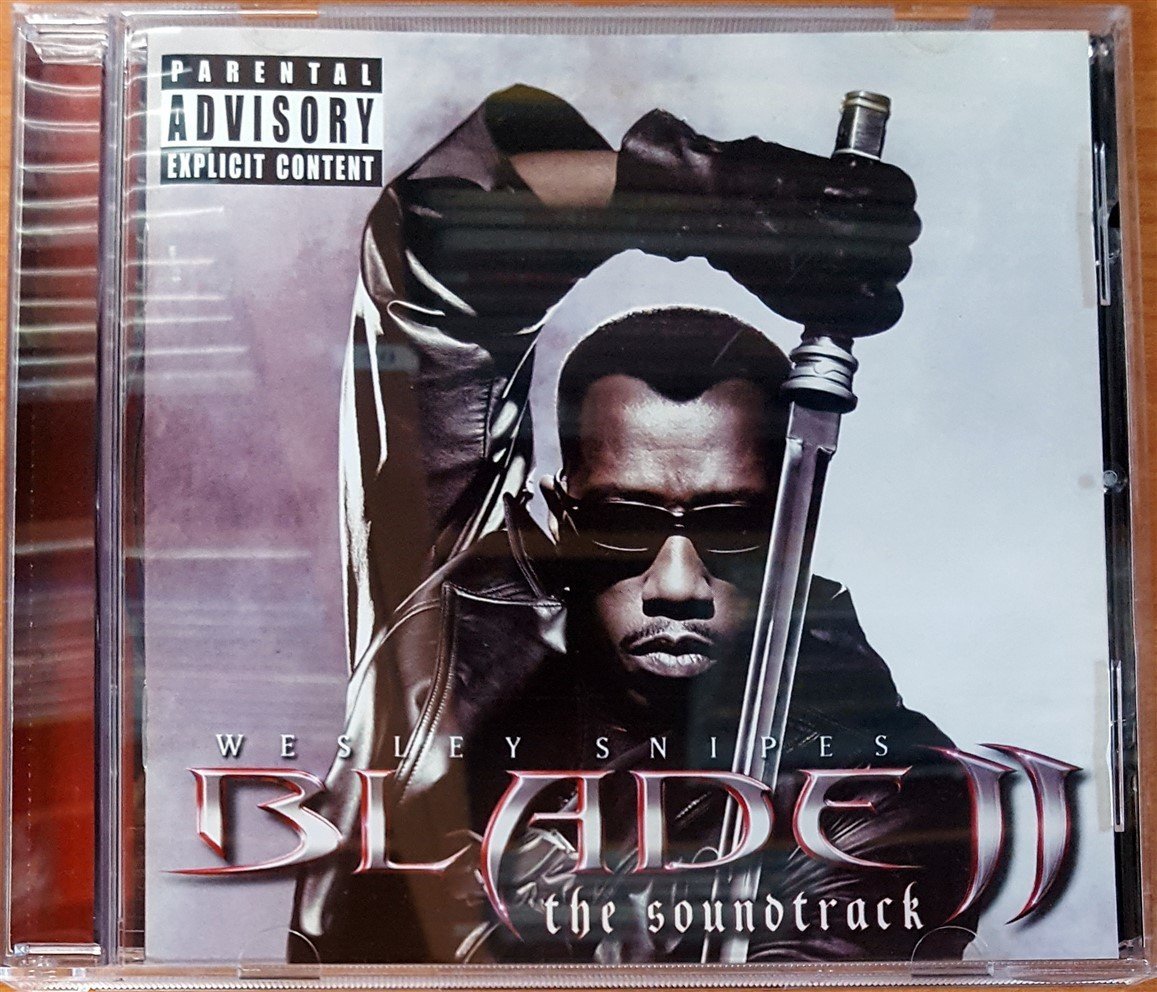 BLADE 2 - THE SOUNDTRACK / MASSIVE ATTACK RONI SIZE GORILLAZ MOBY BT CD 2.EL