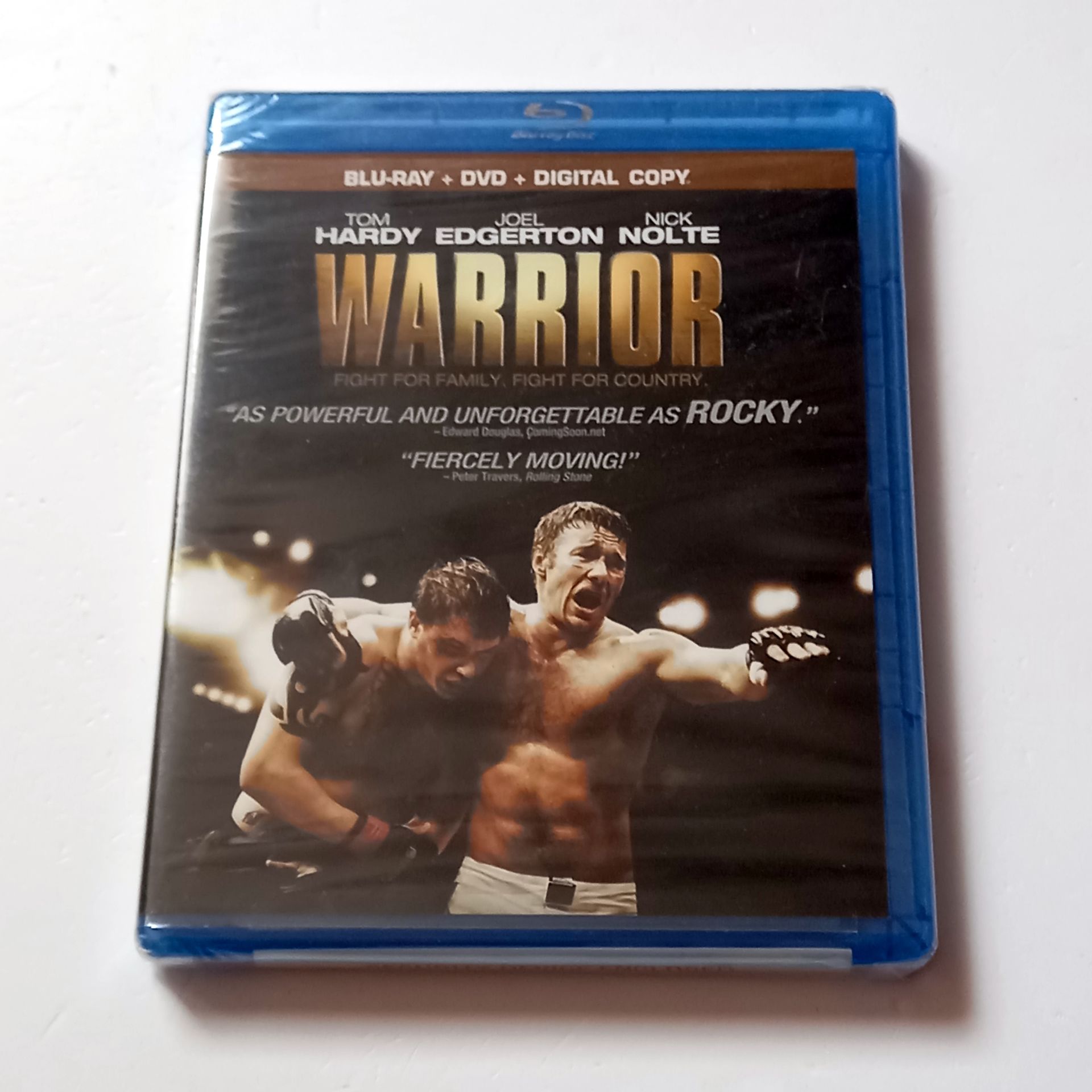 WARRIOR - TOM HARDY, JOEL EDGERTON, NICK NOLTE - YÖN.: GAVIN O\'CONNOR - BLU-RAY + DVD REGION A SIFIR TR ALTYAZI YOKTUR