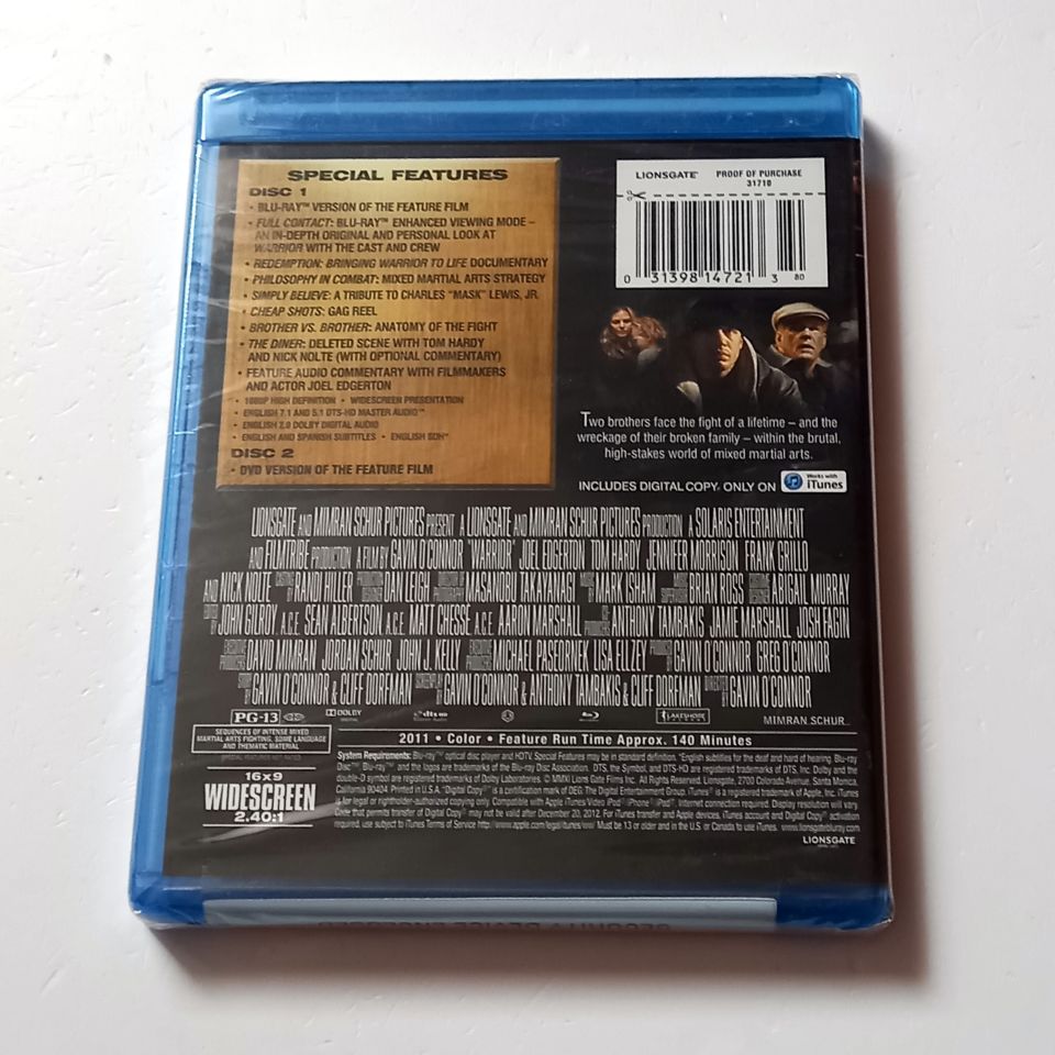 WARRIOR - TOM HARDY, JOEL EDGERTON, NICK NOLTE - YÖN.: GAVIN O\'CONNOR - BLU-RAY + DVD REGION A SIFIR TR ALTYAZI YOKTUR