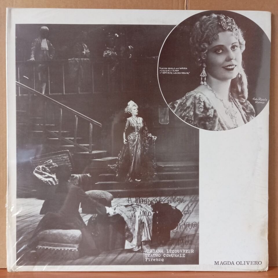 MAGDA OLIVERO – MAGDA OLIVERO / PUCCINI, HANDEL, CATALANI, MASSENET, GIORDANO, CILEA  (1980) - 2LP DÖNEM BASKISI SIFIR PLAK