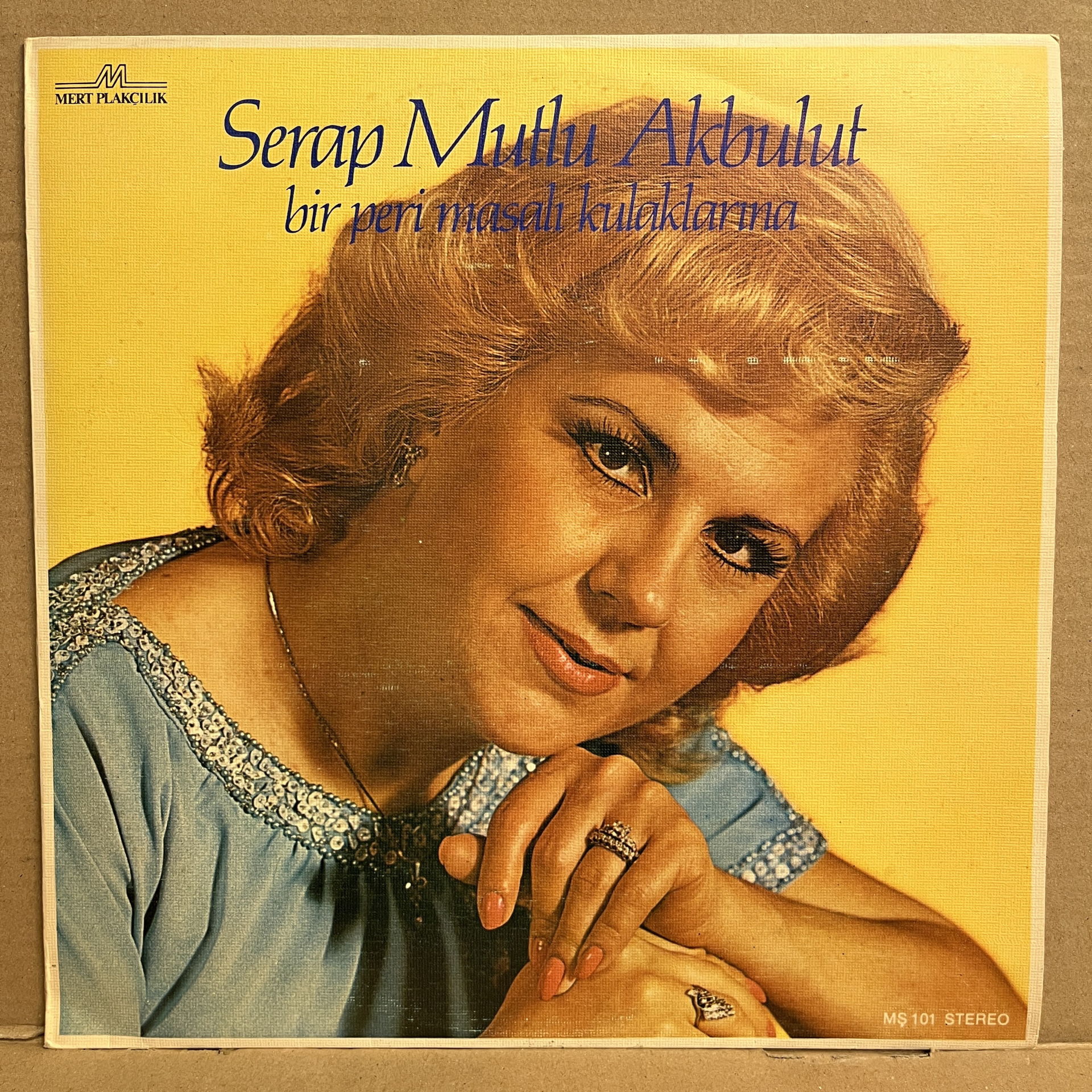 SERAP MUTLU AKBULUT - BİR PERİ MASALI KULAKLARINA (1982) - LP 2.EL PLAK