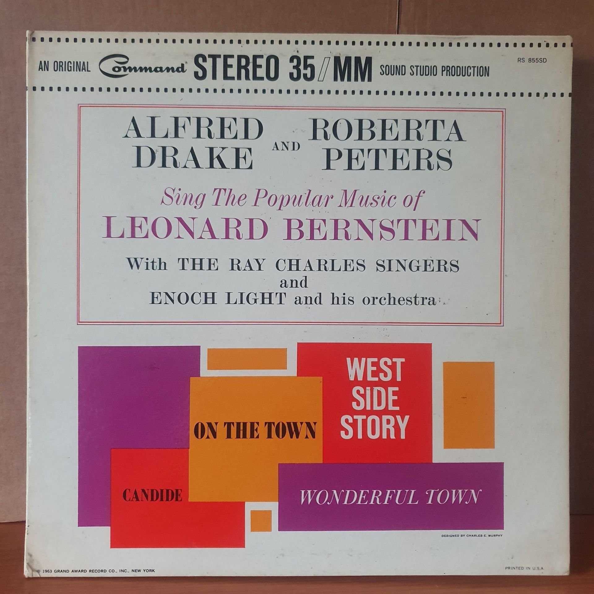 ALFRED DRAKE AND ROBERTA PETERS WITH THE RAY CHARLES SINGERS AND ENOCH LIGHT AND HIS ORCHESTRA - SING THE POPULAR MUSIC OF LEONARD BERNSTEIN (1963) - LP 2.EL PLAK