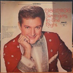 LIBERACE - STRANGERS IN THE NIGHT - PLAK 2.EL