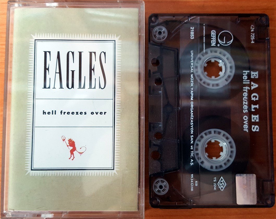EAGLES - HELL FREEZES OVER (1999) UNIVERSAL CASSETTE MADE IN TURKEY ''USED''