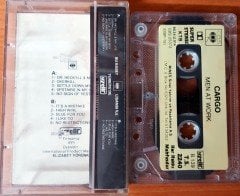 MEN AT WORK - CARGO (1989) UZELLI CASSETTE MADE IN TURKEY ''USED''