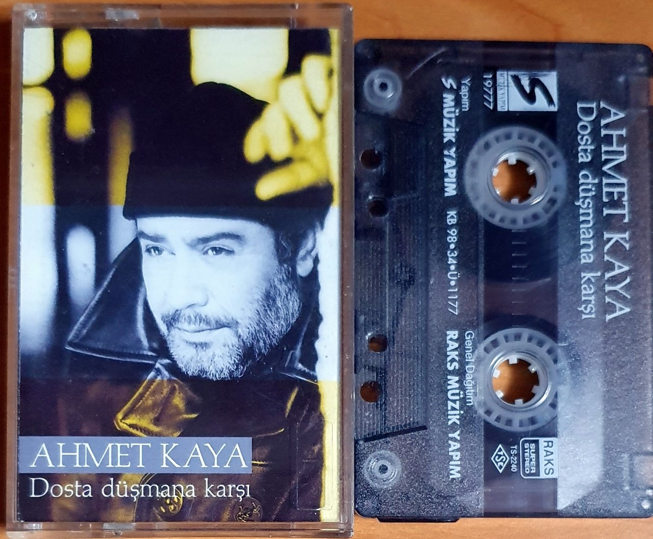 AHMET KAYA - DOSTA DÜŞMANA KARŞI (1998) - KASET 2.EL