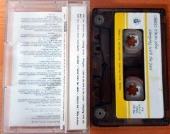 ELTON JOHN - SLEEPING WITH THE PAST (1990) PLAKSAN CASSETTE MADE IN TURKEY ''USED''