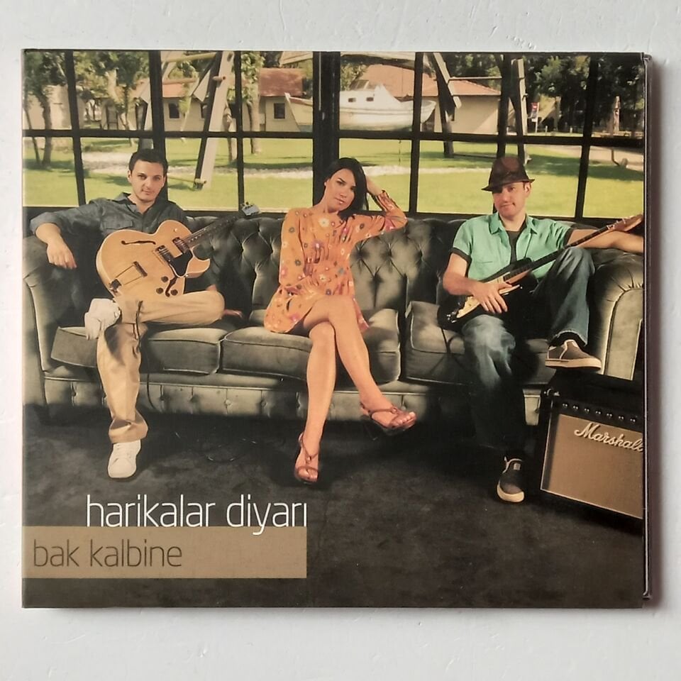 HARİKALAR DİYARI – BAK KALBİNE (2010) - CD DIGIPAK 2.EL
